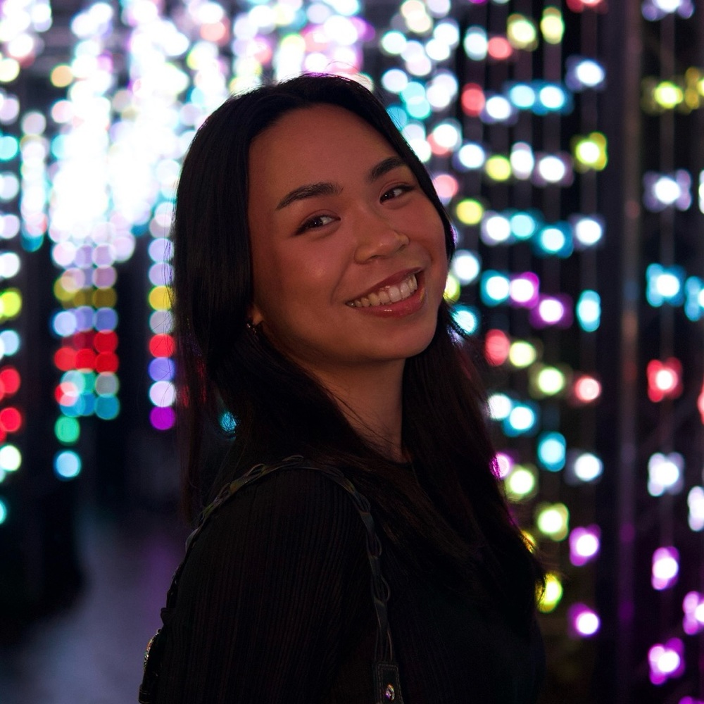 Meet your Posher, Angela